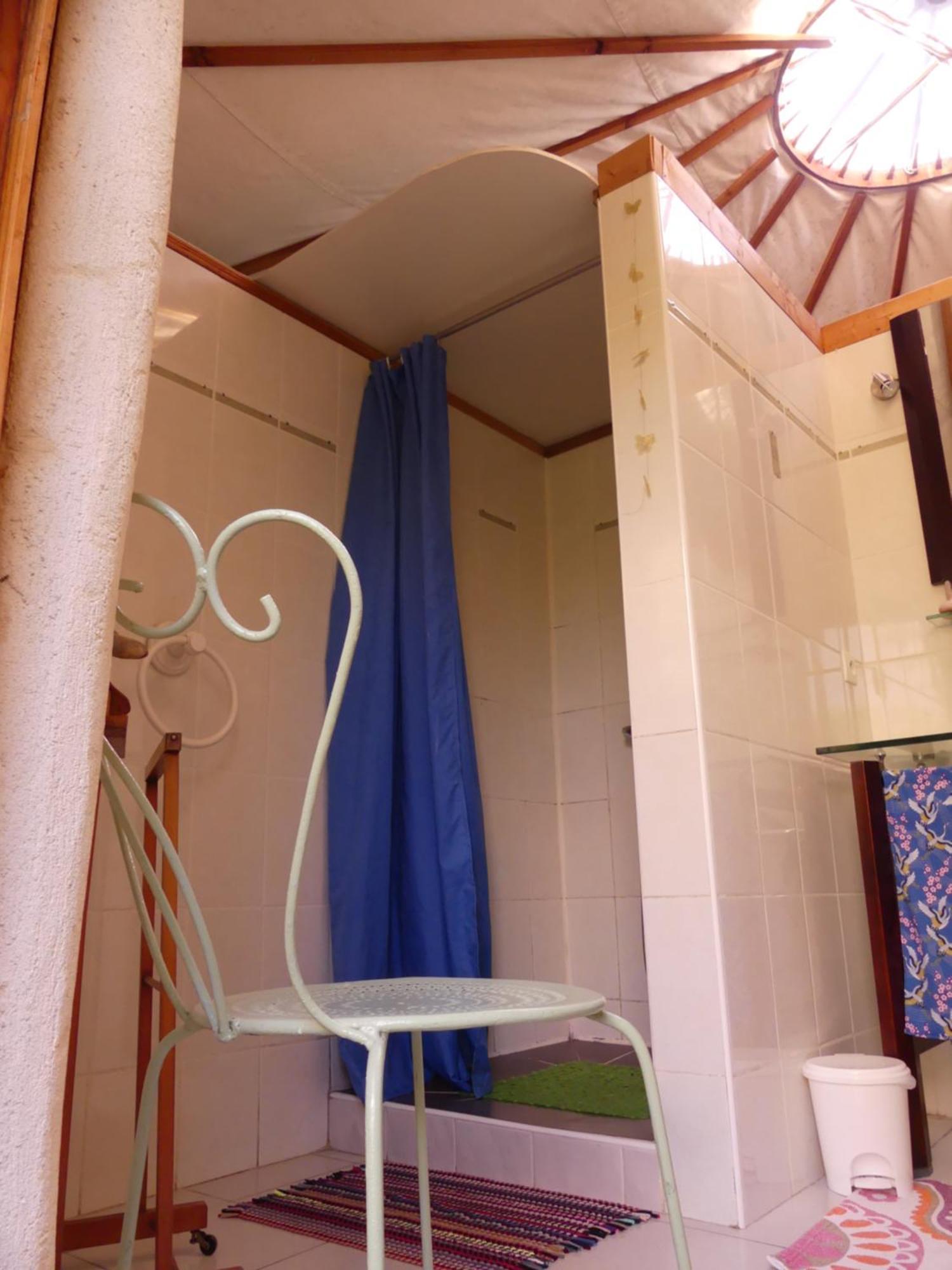 Les Yourtes D'Hotes Plouguiel Ngoại thất bức ảnh